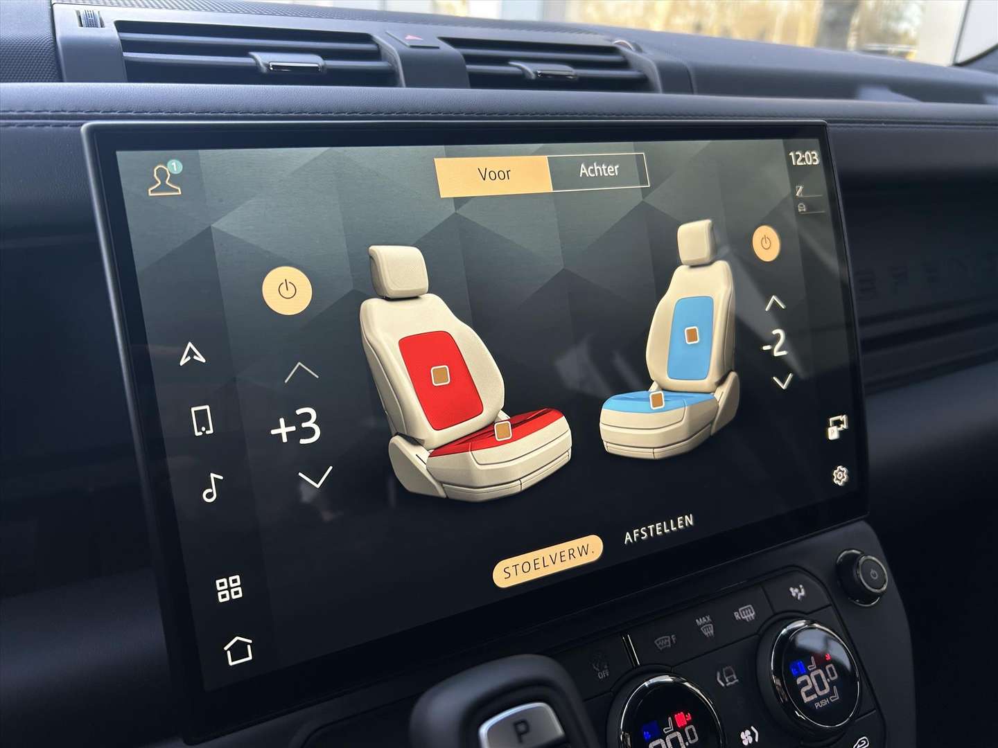 Land Rover Defender OCTA BLACK P635 V8 AWD - 2026 - Joinsteer - #28