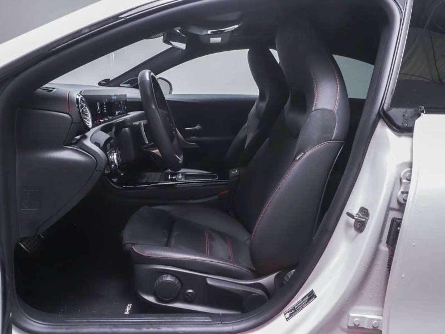 Mercedes CLA 200 Premium - 2024 - Joinsteer - #5