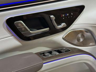 Mercedes EQS 450 ElectricArt — photo 14