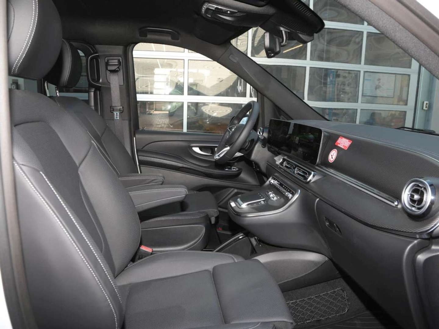 Mercedes V 300 300 AMG Line - 2025 - Joinsteer - #8