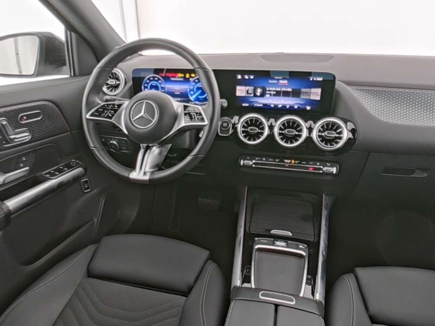 Mercedes EQA 300 Advanced - 2024 - Joinsteer - #6