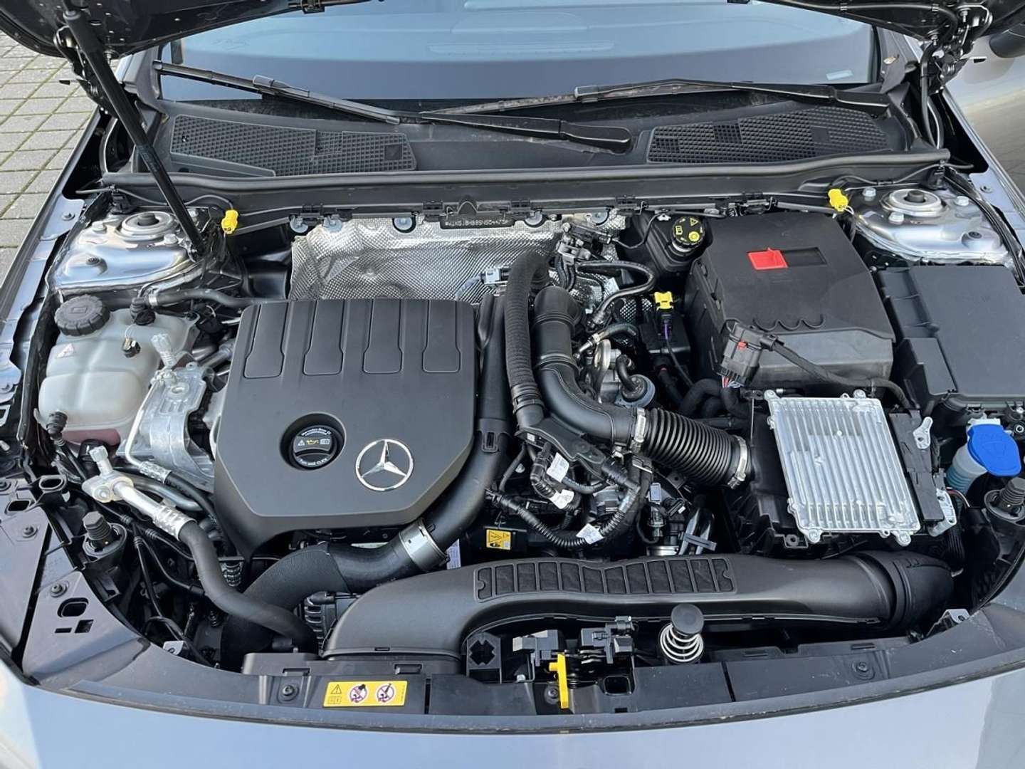 Mercedes CLA 200 Coupé 200 Night Edition - 2024 - Joinsteer - #13