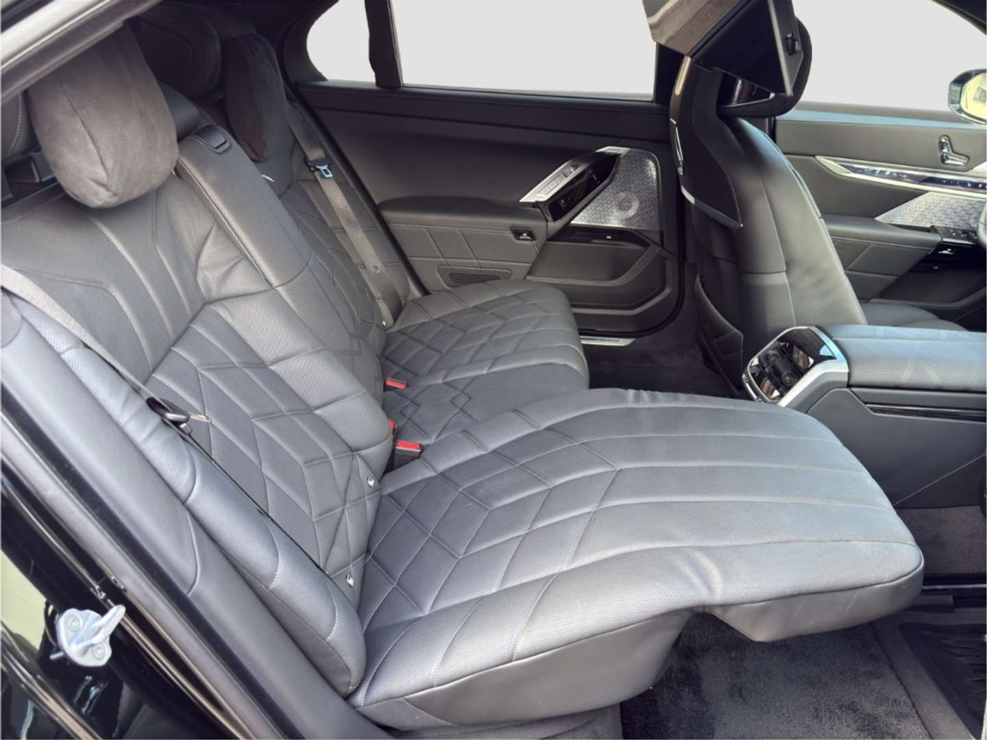 BMW Série 7 M Sport 740d XDrive - 2024 - Joinsteer - #17