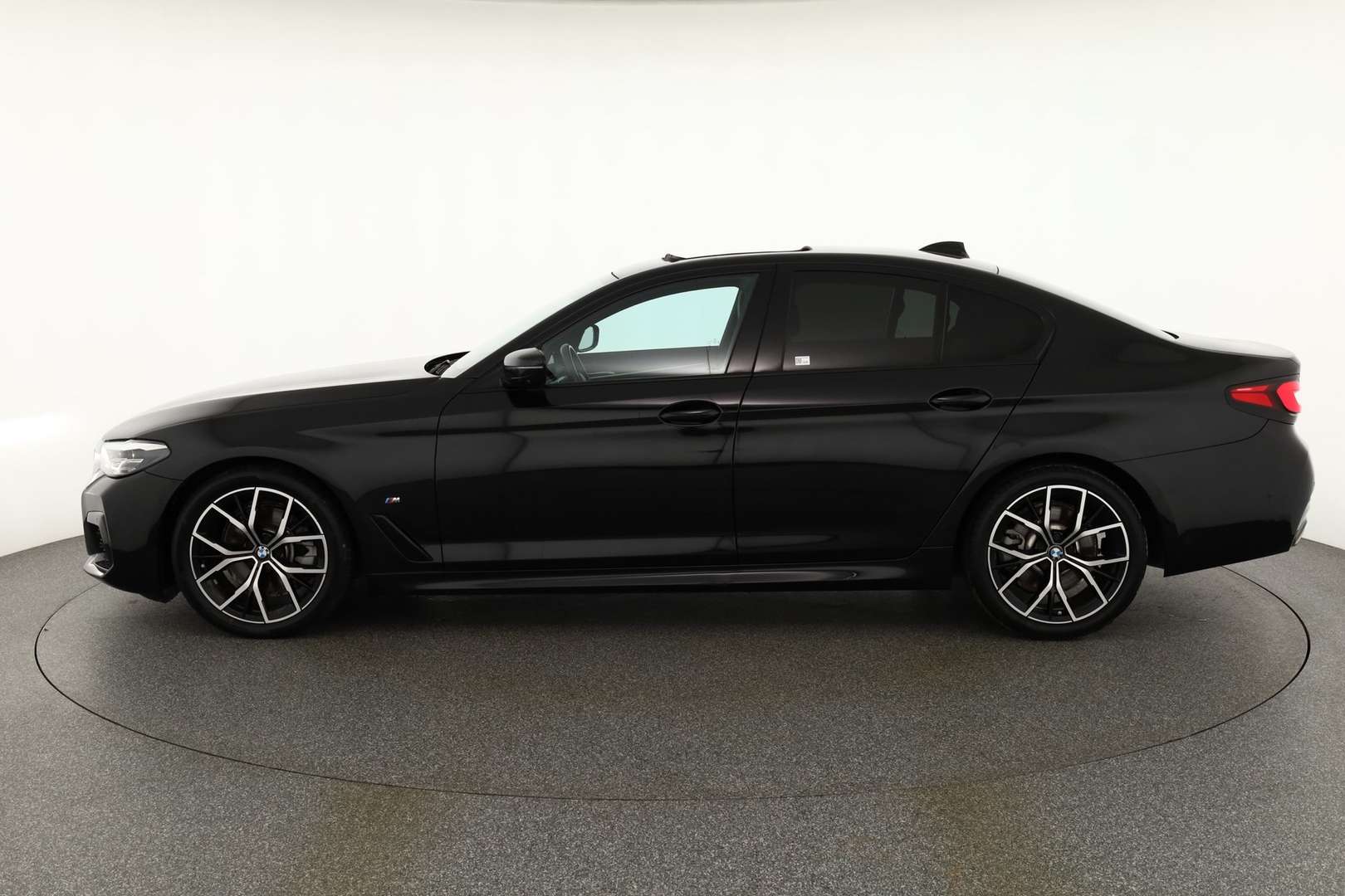 BMW Série 5 M Sport 520d XDrive - 2023 - Joinsteer - #1