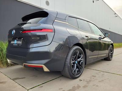 BMW IX XDrive40