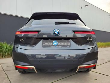 BMW IX XDrive40 — photo 4
