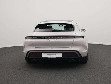Porsche Taycan 4S — photo 3