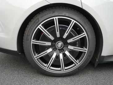 Porsche Taycan 4S — photo 16
