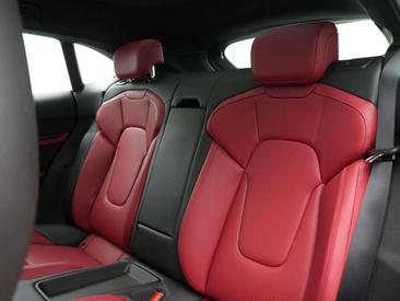 Porsche Taycan 4S — photo 22