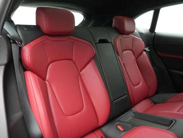 Porsche Taycan 4S — photo 25