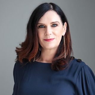 Profile shot of Jane Frankland.