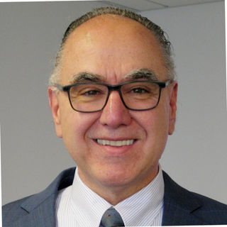 Profile shot of Tony Gonzalez.