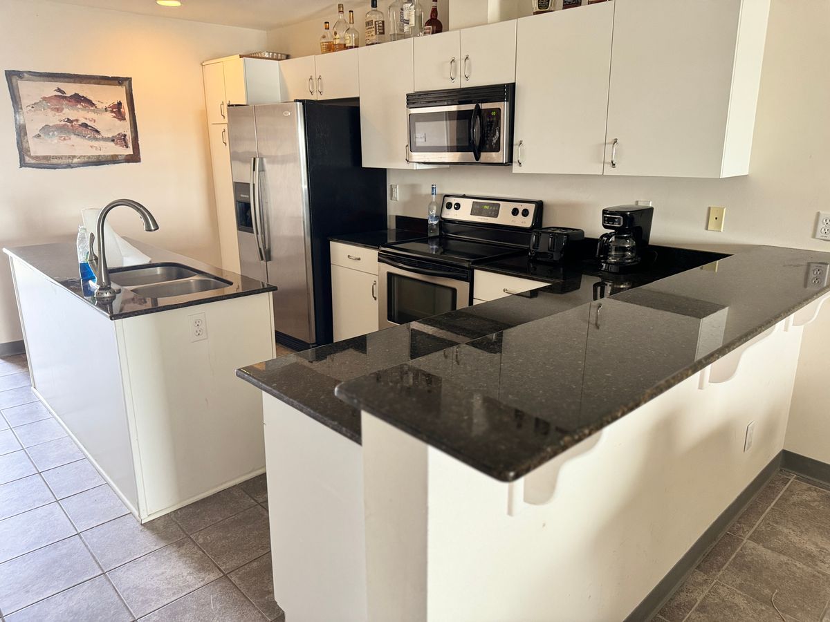Cypress Cove Condo Kitchen