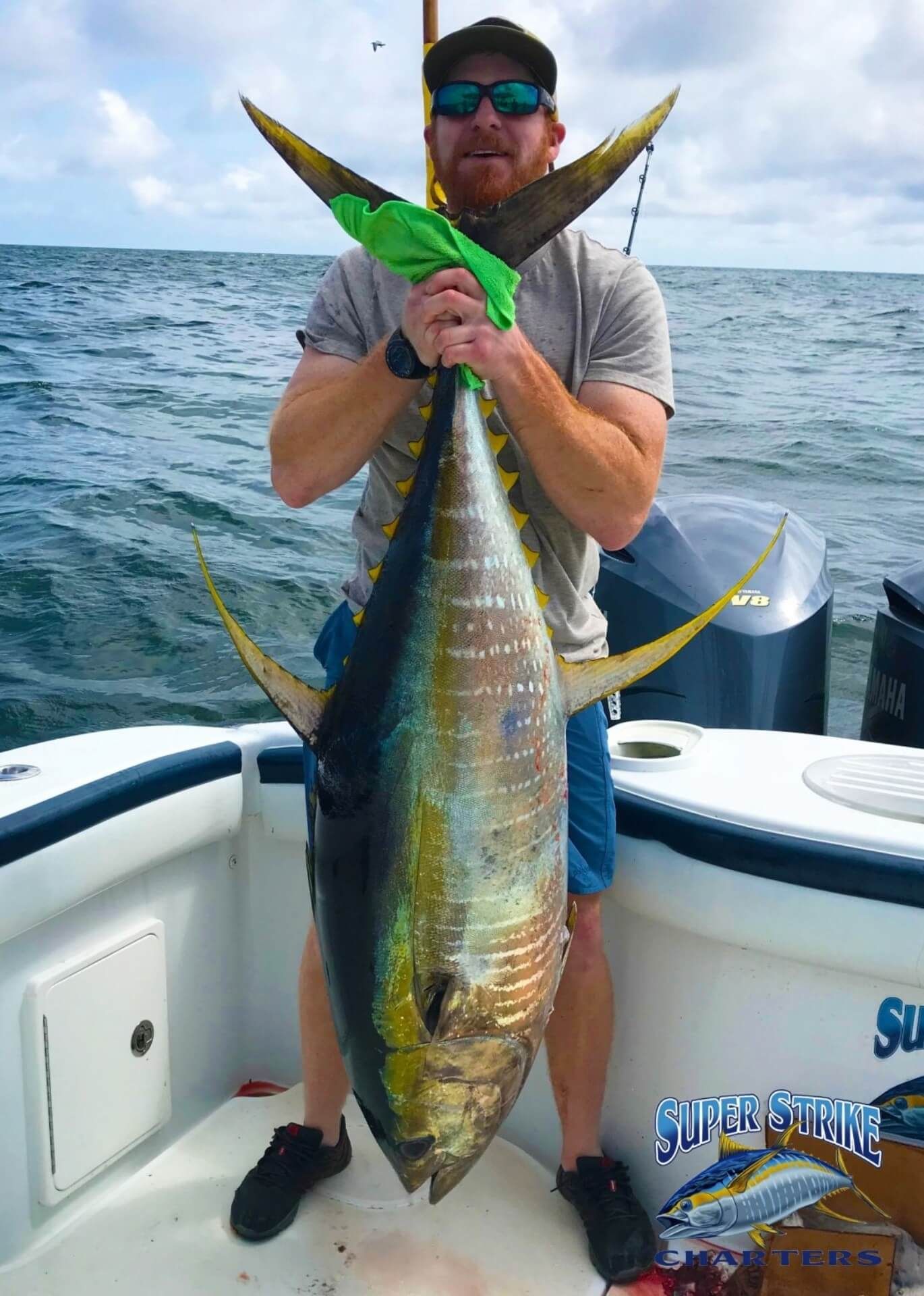 Lawsen Crew and their large yellowfin tuna