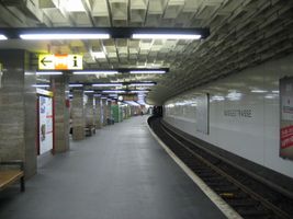 File:Blissestr-ubahn.jpg File:Blissestr-ubahn.jpg