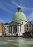File:San Simeone Piccolo (Venice).jpg File:San Simeone Piccolo (Venice).jpg