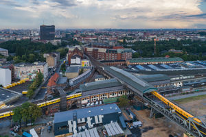 File:Gleisdreieck B-Kreuzberg 07-2017.jpg File:Gleisdreieck B-Kreuzberg 07-2017.jpg
