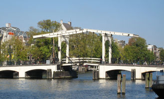 File:Magere Brug.jpg File:Magere Brug.jpg
