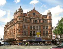 File:Palace Theatre - London.jpg File:Palace Theatre - London.jpg