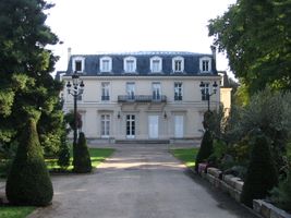 File:Garches - Town hall - 2.jpg File:Garches - Town hall - 2.jpg