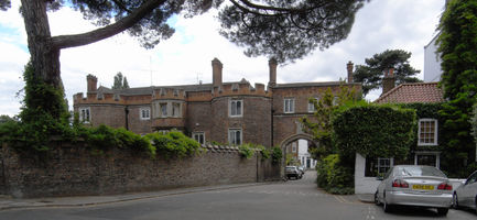 File:Richmond Palace remains 7423.jpg File:Richmond Palace remains 7423.jpg