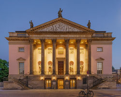 File:Berlin Opera UdL asv2018-05.jpg File:Berlin Opera UdL asv2018-05.jpg