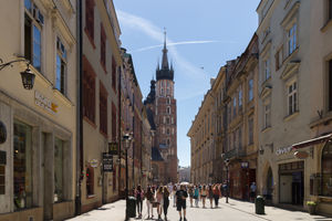 File:2017-05-29 Ulica Floriańska, Kraków 4.jpg File:2017-05-29 Ulica Floriańska, Kraków 4.jpg