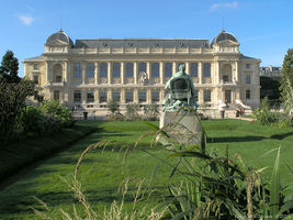 File:Grande Galerie de l'evolution.jpg File:Grande Galerie de l'evolution.jpg