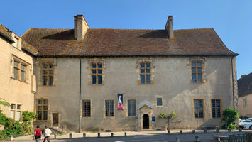 File:Palais Abbé Jean Bourbon Cluny 2.jpg File:Palais Abbé Jean Bourbon Cluny 2.jpg