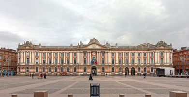 File:Toulouse capitole R.jpg File:Toulouse capitole R.jpg