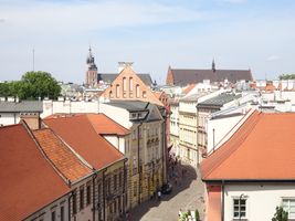 File:UlicaKanonicza-WidokZWawelu-WTleStareMiasto-POL, Kraków.jpg File:UlicaKanonicza-WidokZWawelu-WTleStareMiasto-POL, Kraków.jpg