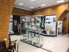 File:Колекція нічних ваз в Музеї історії туалету.jpg File:Колекція нічних ваз в Музеї історії туалету.jpg
