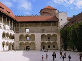 File:Krakow-Wawel-Courtyard.jpg File:Krakow-Wawel-Courtyard.jpg
