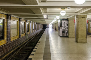 File:U-Bahnhof Hohenzollernplatz 20130727 3.jpg File:U-Bahnhof Hohenzollernplatz 20130727 3.jpg