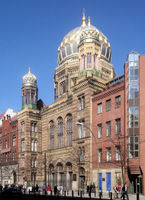 File:Berlin Neue Synagoge 2005.jpg File:Berlin Neue Synagoge 2005.jpg