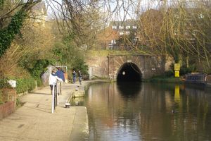 File:Regents Canal, London, England -Islington tunnel-21March2010.jpg File:Regents Canal, London, England -Islington tunnel-21March2010.jpg