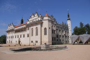File:Litomysl zamek.jpg File:Litomysl zamek.jpg