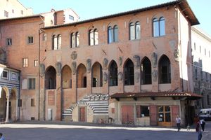 File:Pistoia, palazzo dei Vescovi (01).jpg File:Pistoia, palazzo dei Vescovi (01).jpg