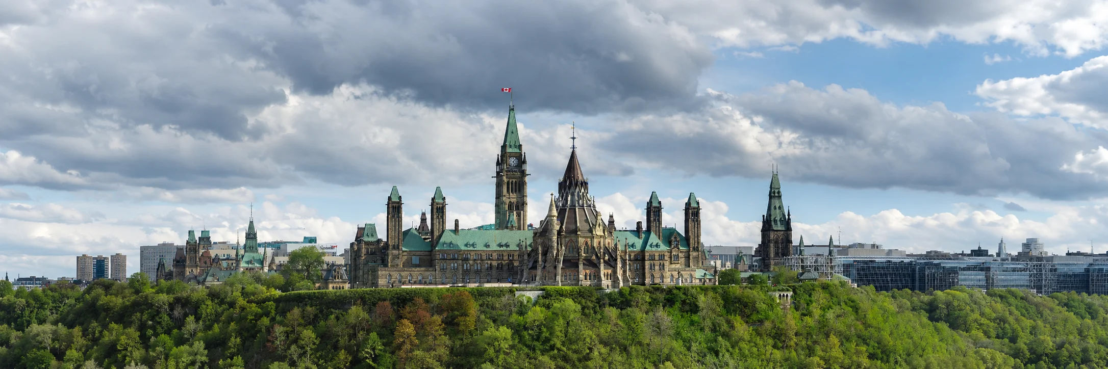 Map of Canada highlighting immigration pathways that accept PTE Core for permanent residency