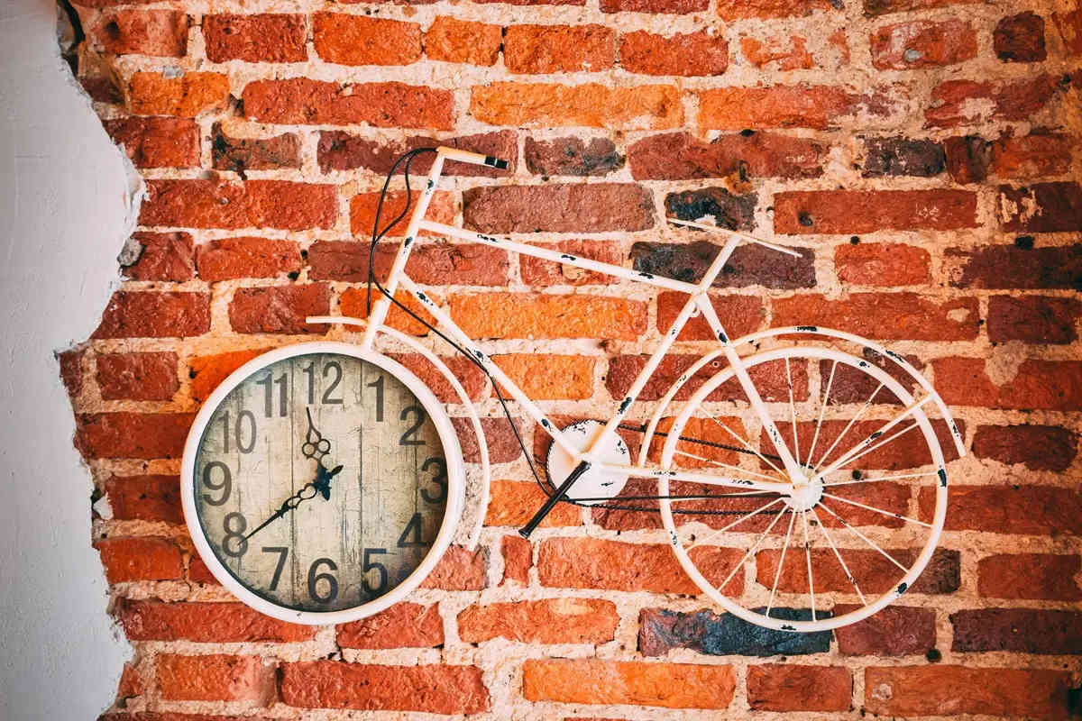 apartment wall decor