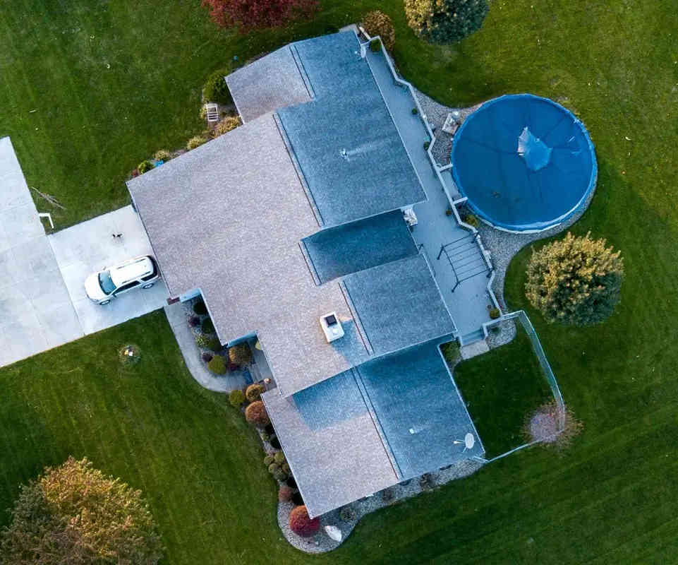 tips to choose roof color