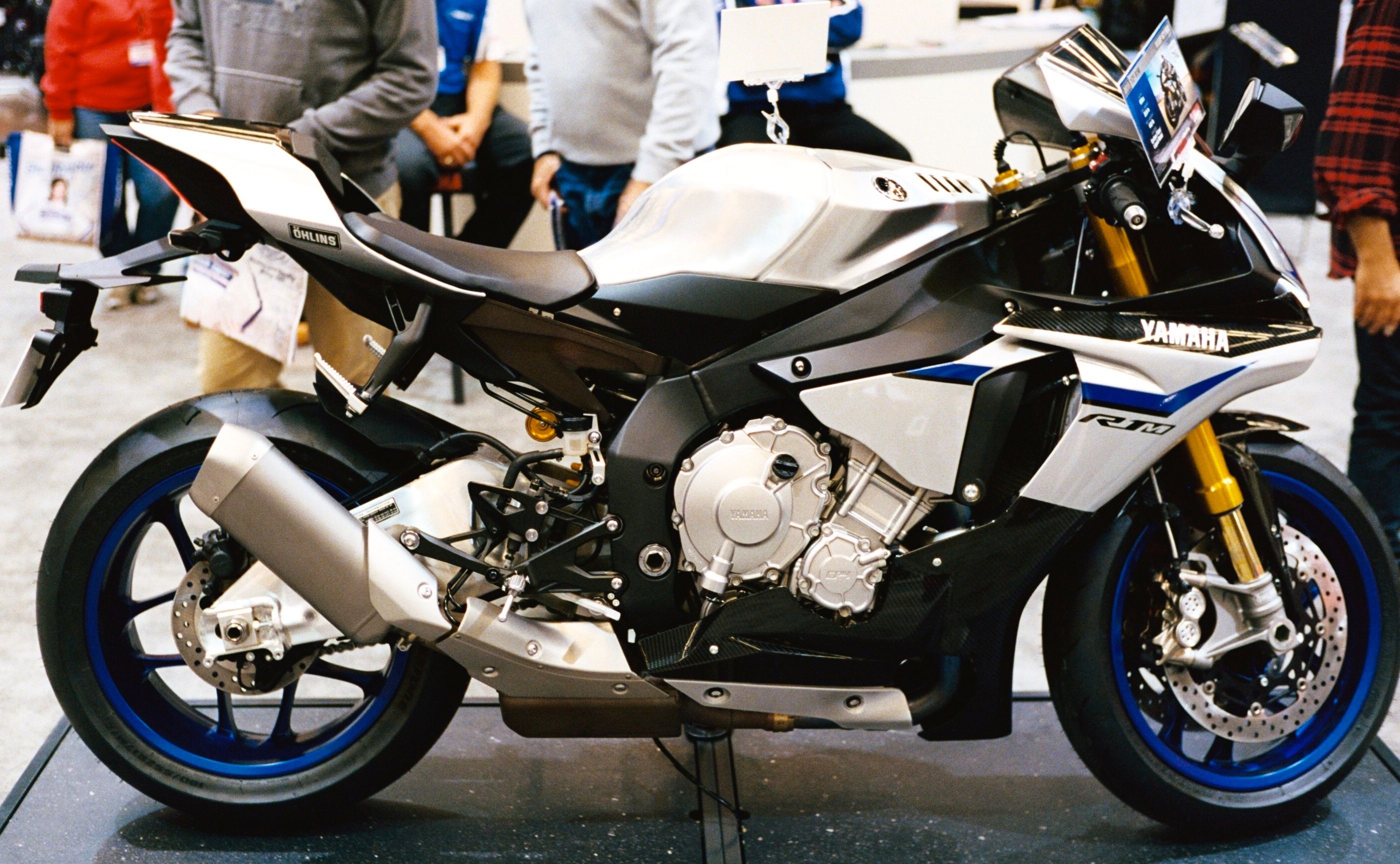 Yamaha R1