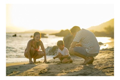 Κατερίνα Δρούκα | Εξωτερική οικογενειακή φωτογράφιση στην Αθήνα – ζωντανές και φυσικές φωτογραφίες που αγαπάει η οικογένεια