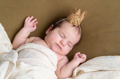 newborn kolonaki monpetitbebe athensbornphotography    