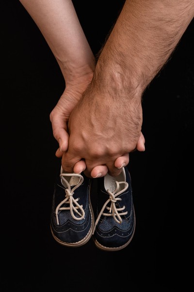 Καλλιτεχνική φωτογράφιση νεογέννητου και εγκυμοσύνης 