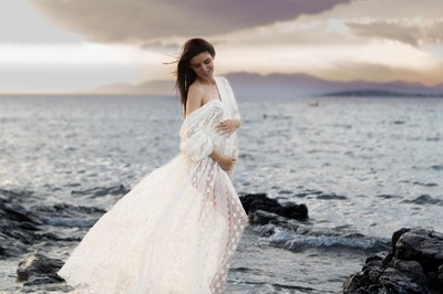 Outdoor family photoshoot in Kolonaki and across Attica – capturing precious moments of love and joy