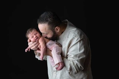 Family photography in Athens at Mon Petit Bébé Studio.