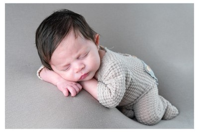 Στο στούντιο μας στο Κολωνάκι δημιουργούμε αναμνήσεις που διαρκούν για πάντα.