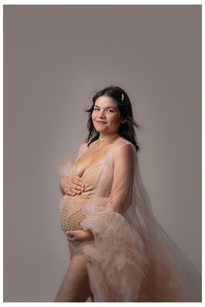 Φωτογράφιση εγκυμοσύνης με δημιουργικότητα και φροντίδα – Mon Petit Bébé