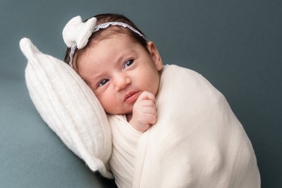 Τα πρώτα του λεπτά, οι πιο πολύτιμες αναμνήσεις. Newborn Photoshooting by Κατερίνα Δρούκα – Mon Petit Bébé Studio